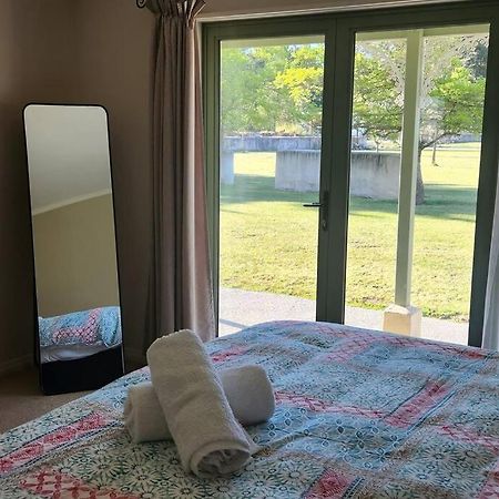 טוויזל Pinegrove Cottages - Unit1 מראה חיצוני תמונה