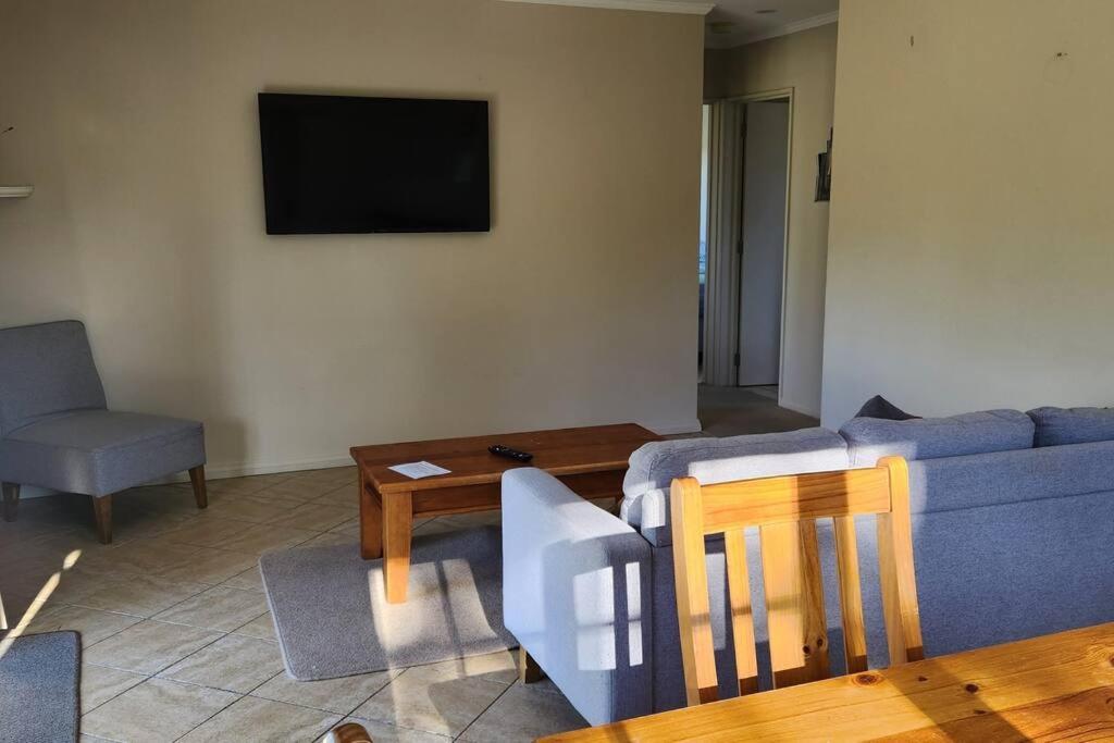 טוויזל Pinegrove Cottages - Unit1 מראה חיצוני תמונה